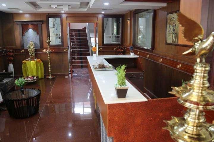 Devanganam Residency Hotel Guruvāyūr Exterior foto